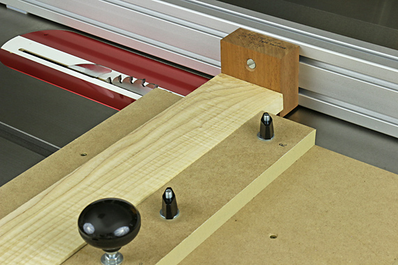 cutting tenon shoulders