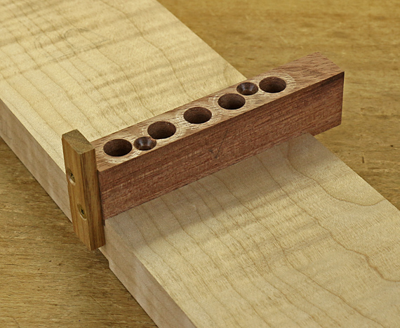 dowel jig for cross-rail joint