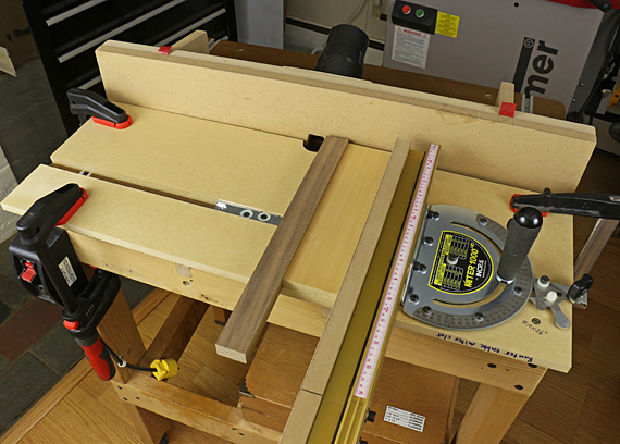 router table miter slot