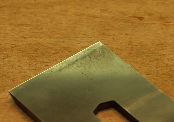 Ruler Trick bevel-up blade